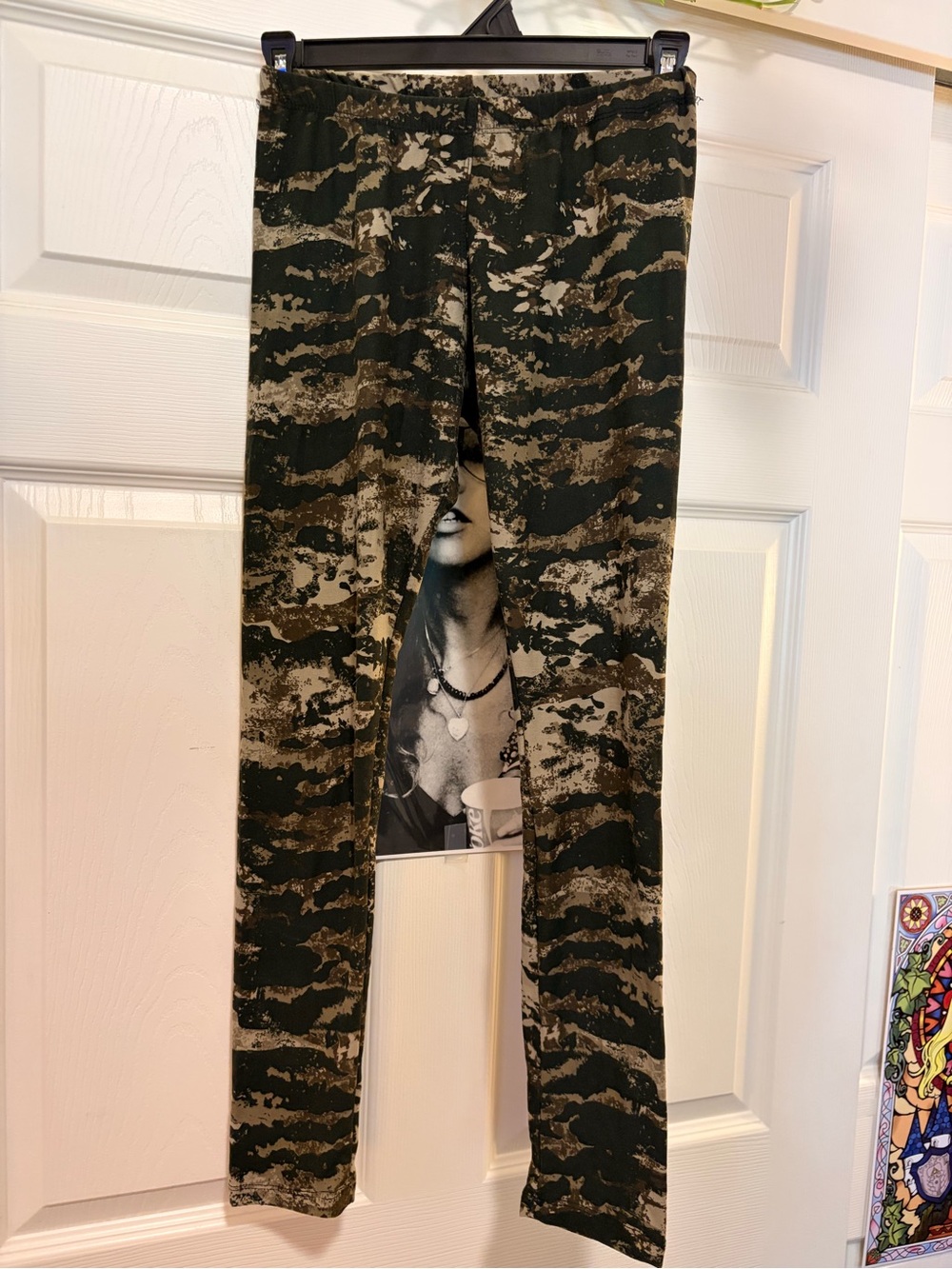 Hot Kiss Olive Green & Tan Camo Leggings